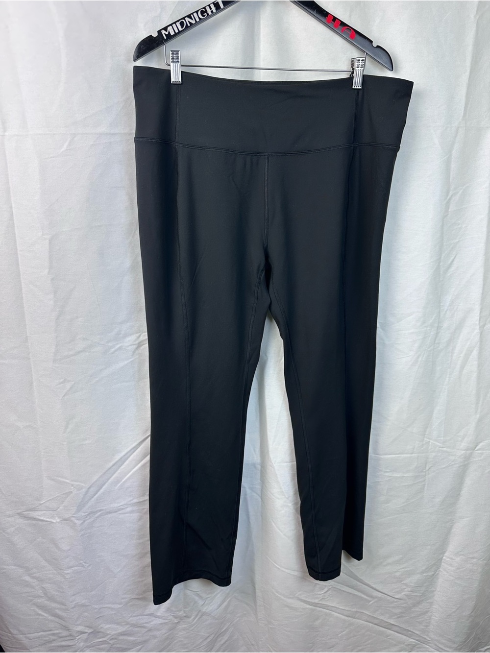 MT Black High-Waist Ponte Pull-On Leggings